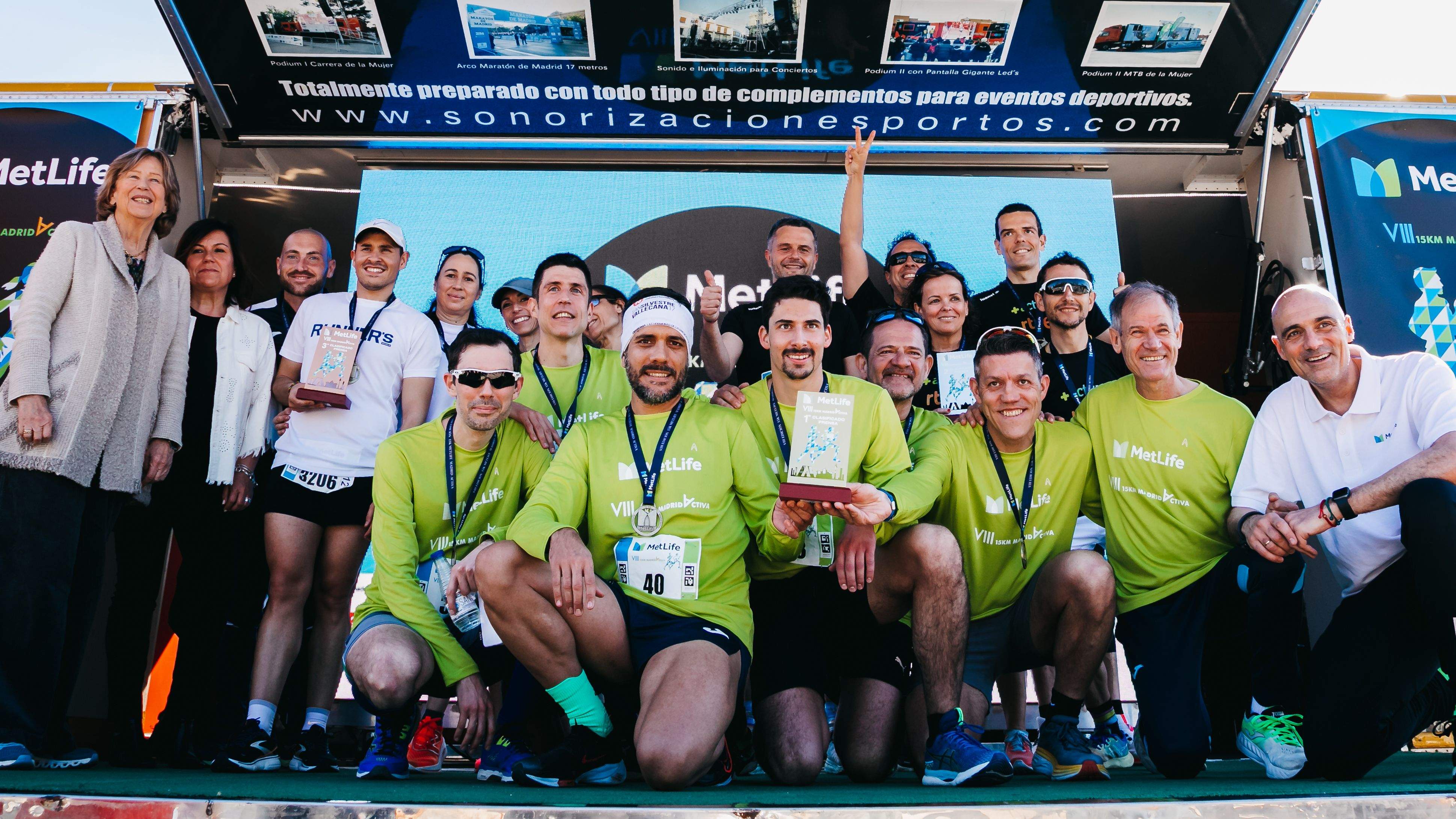 Todas las fotos de la premiación del Metlife 15K Madrid Activa 2023 29
