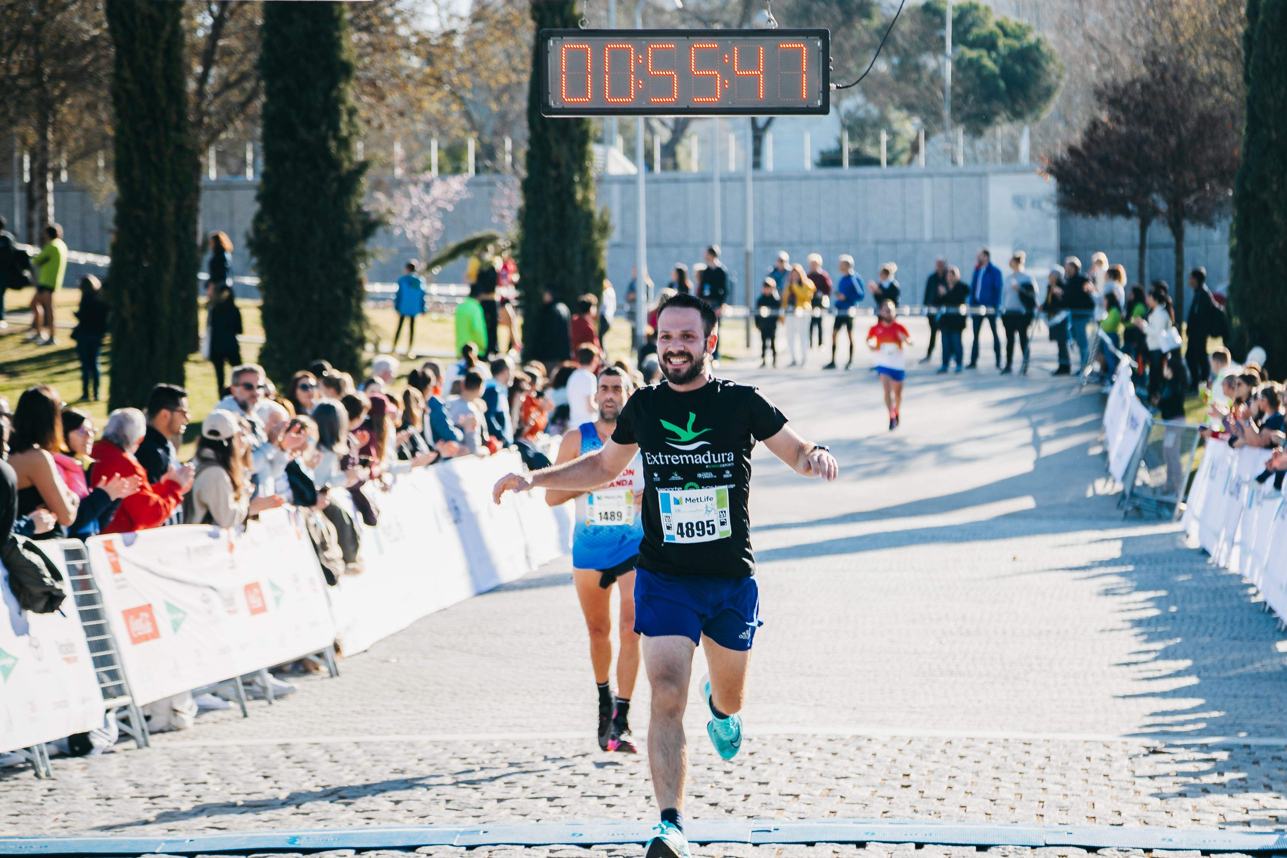 Todas las fotos del Metlife 15K Madrid Activa 2023 98