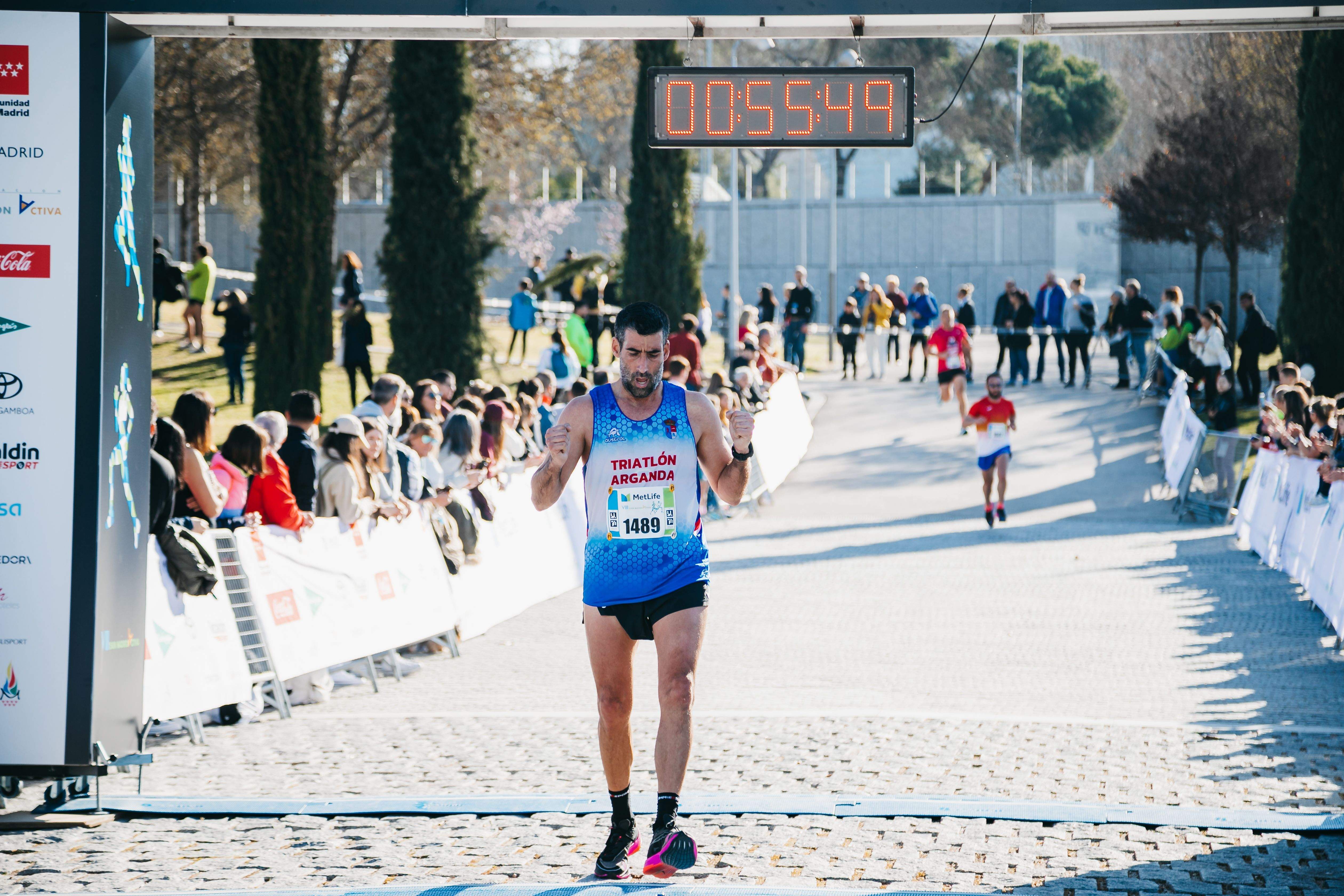 Todas las fotos del Metlife 15K Madrid Activa 2023 100
