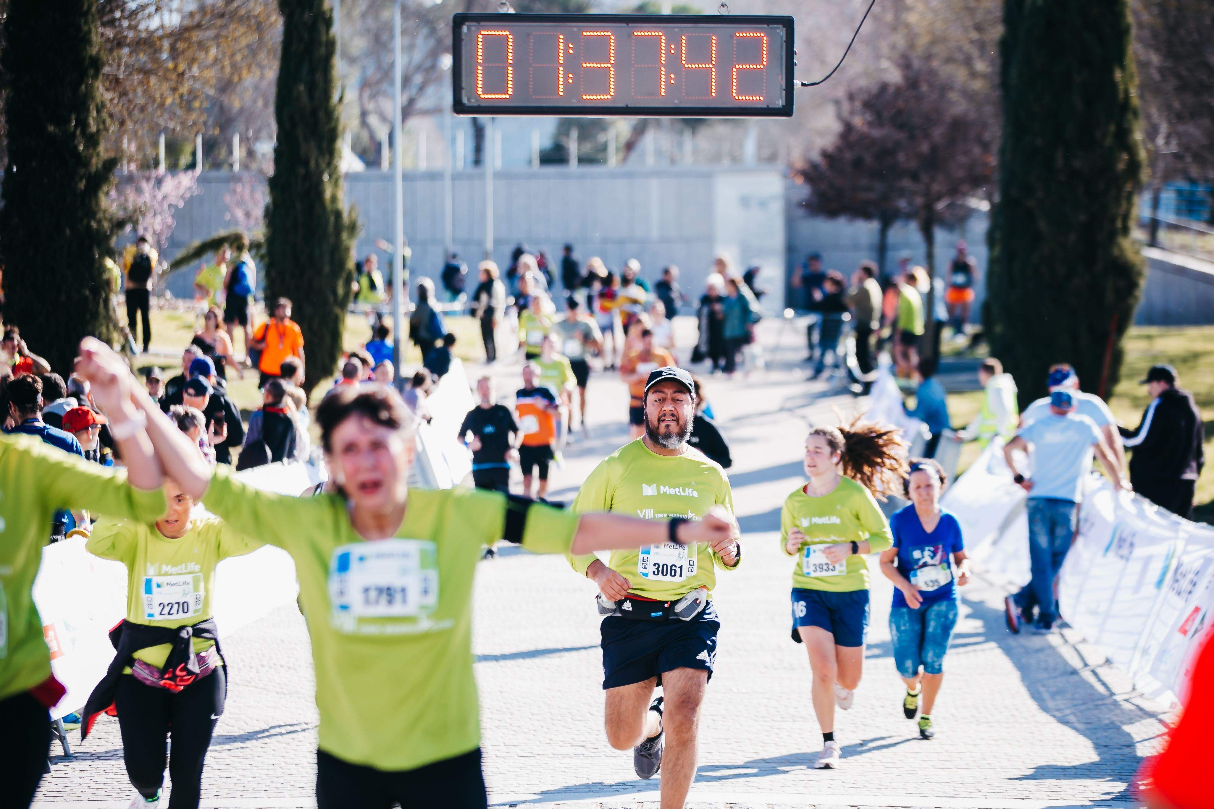 Todas las fotos del Metlife 15K Madrid Activa 2023 911