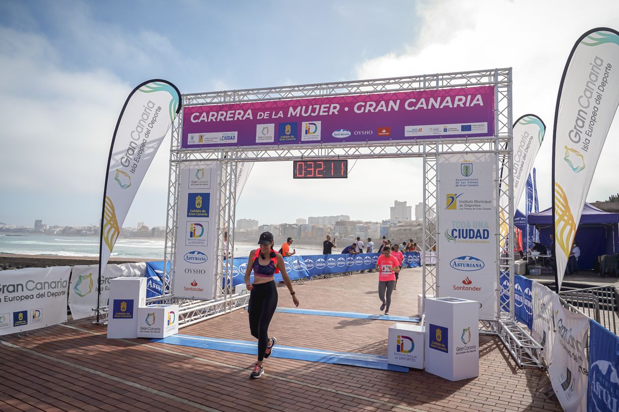 Las fotos de meta de la Carrera de la Mujer de Gran Canaria 11 31 22 15701 O
