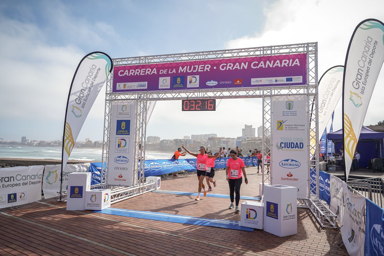 Las fotos de meta de la Carrera de la Mujer de Gran Canaria 11 31 27 15701 O