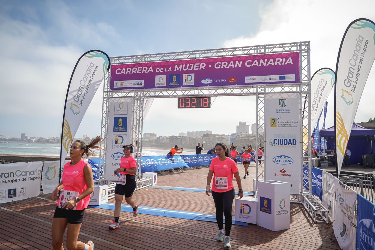 Las fotos de meta de la Carrera de la Mujer de Gran Canaria 11 31 29 15701 O