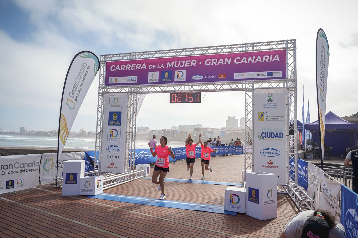 Las fotos de meta de la Carrera de la Mujer de Gran Canaria11 27 02 15701 O