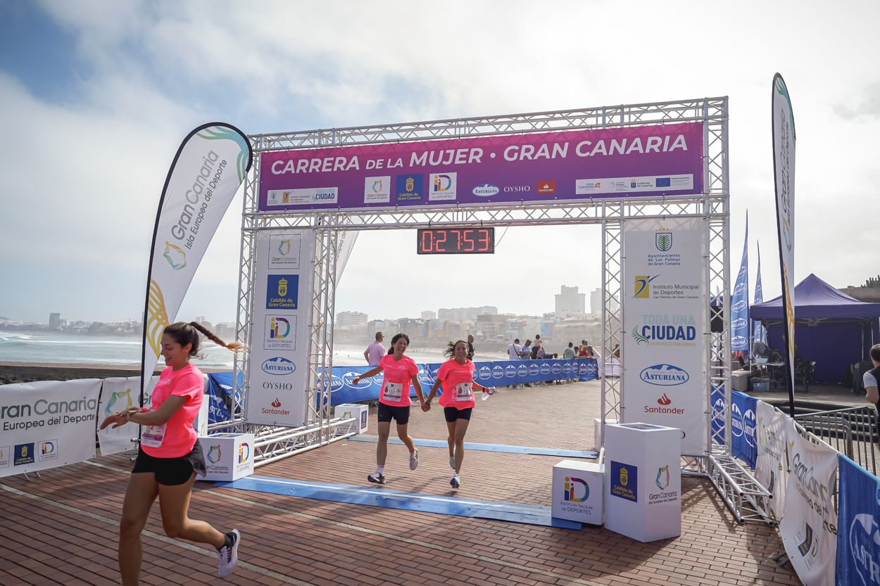 Las fotos de meta de la Carrera de la Mujer de Gran Canaria11 27 03 15701 O
