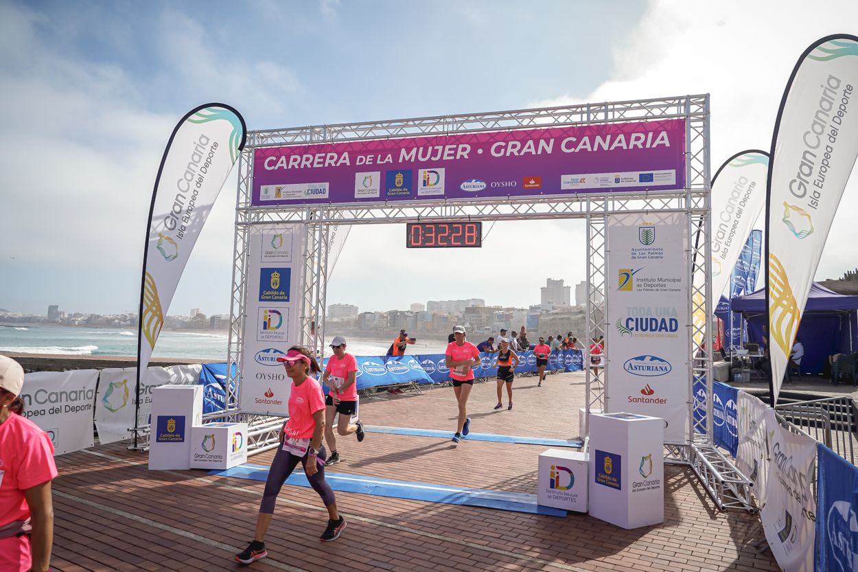 Las fotos de meta de la Carrera de la Mujer de Gran Canaria 11 31 38 15701 O
