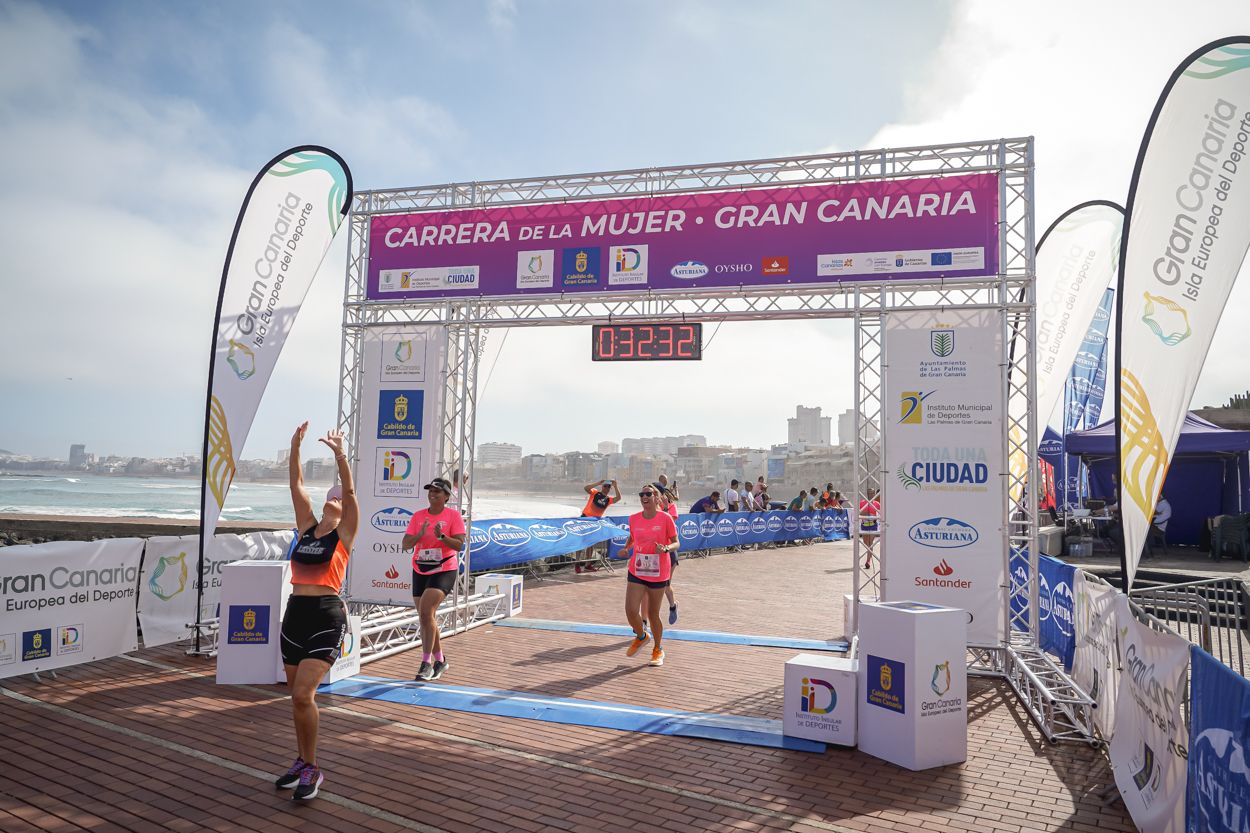 Las fotos de meta de la Carrera de la Mujer de Gran Canaria 11 31 43 15701 O