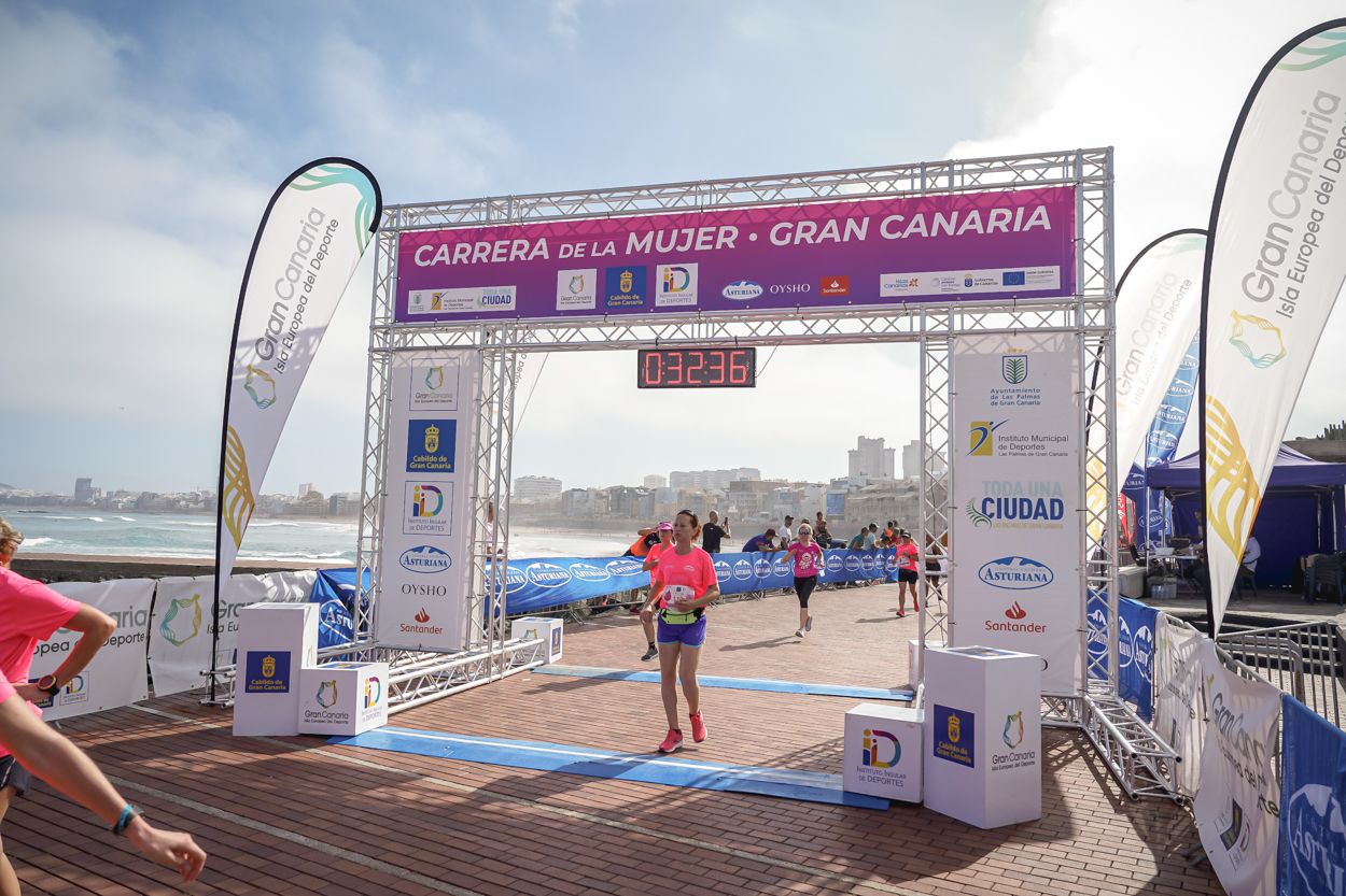 Las fotos de meta de la Carrera de la Mujer de Gran Canaria 11 31 47 15701 O