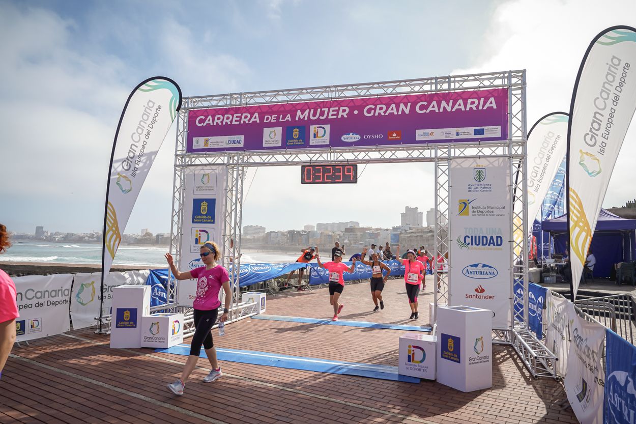 Las fotos de meta de la Carrera de la Mujer de Gran Canaria 11 31 50 15701 O