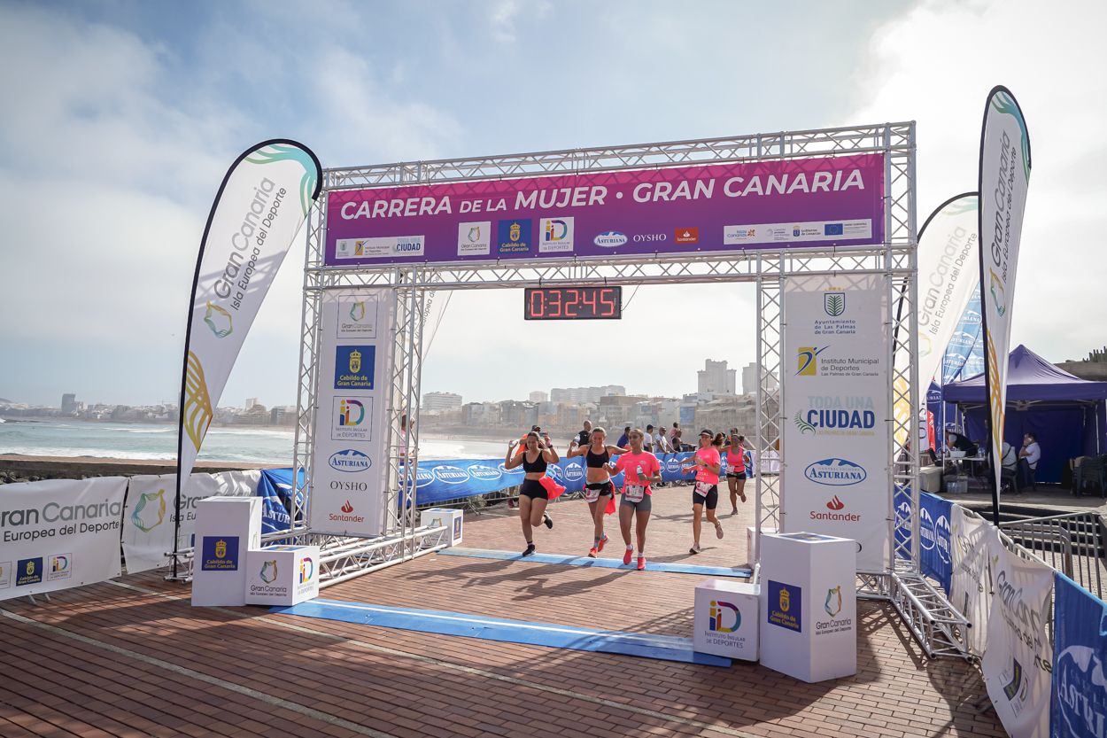 Las fotos de meta de la Carrera de la Mujer de Gran Canaria 11 31 56 15701 O