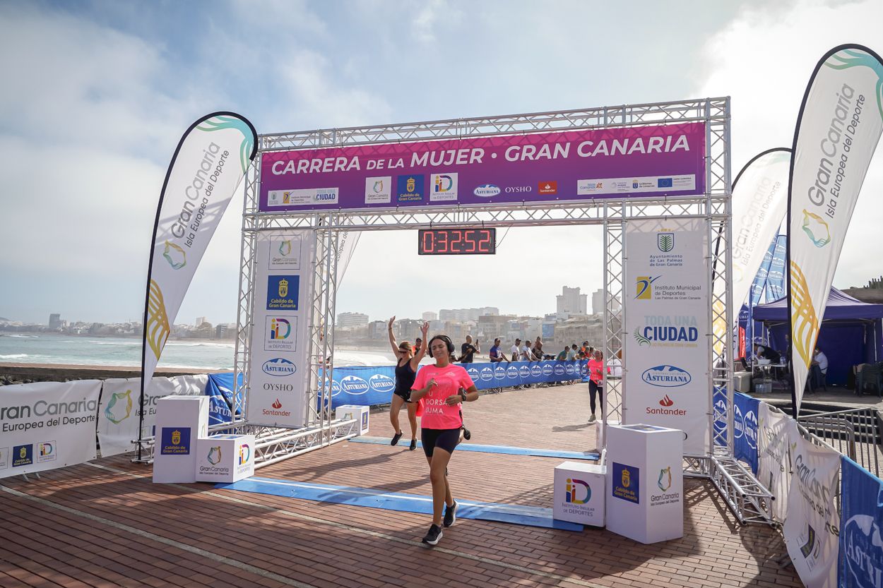 Las fotos de meta de la Carrera de la Mujer de Gran Canaria 11 32 03 15701 O