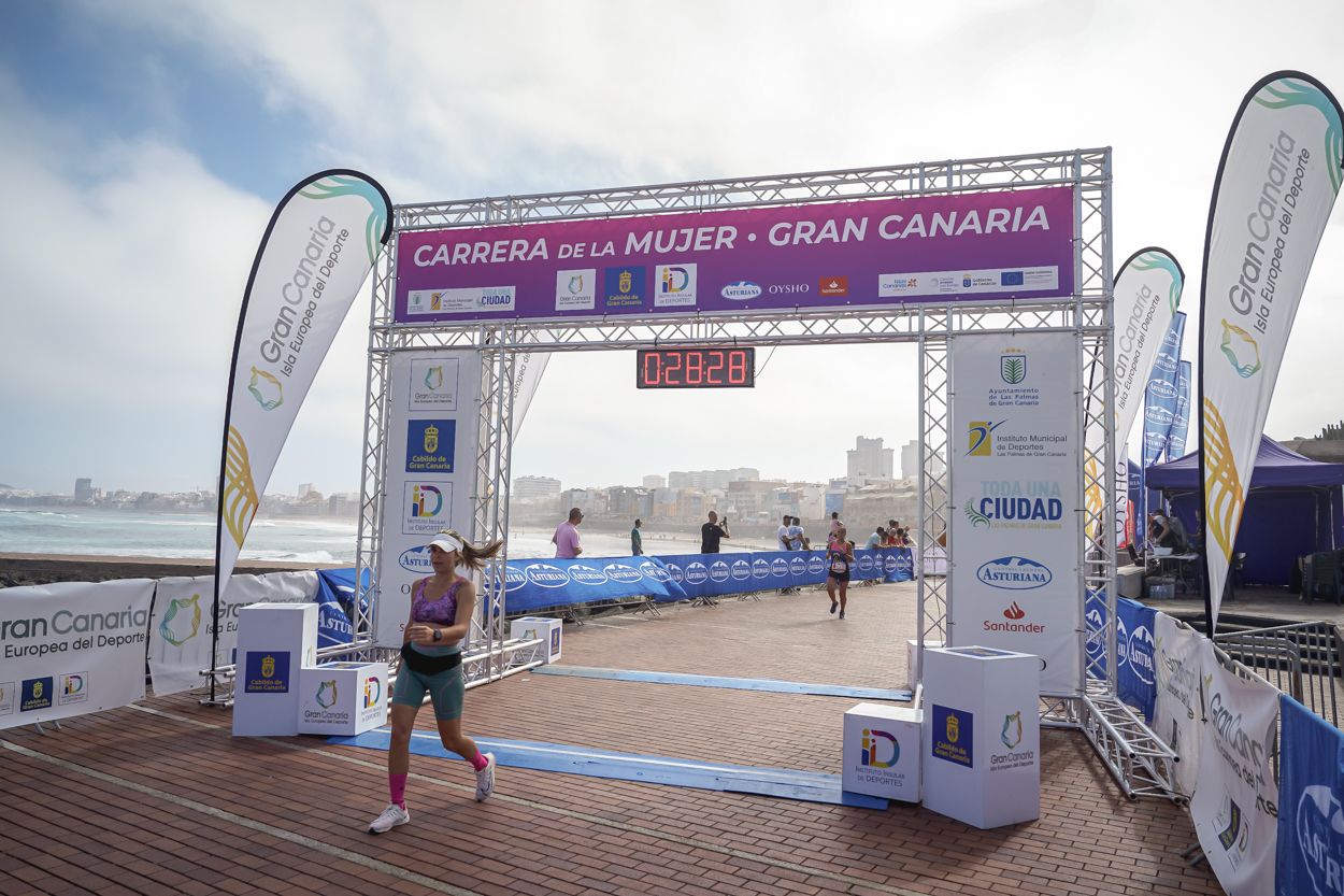 Las fotos de meta de la Carrera de la Mujer de Gran Canaria11 27 39 15701 O