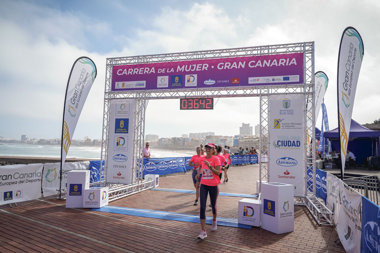 Las fotos de meta de la Carrera de la Mujer de Gran Canaria 11 35 53 15701 O