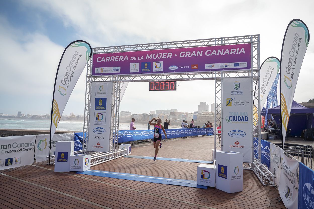Las fotos de meta de la Carrera de la Mujer de Gran Canaria11 27 41 15701 O