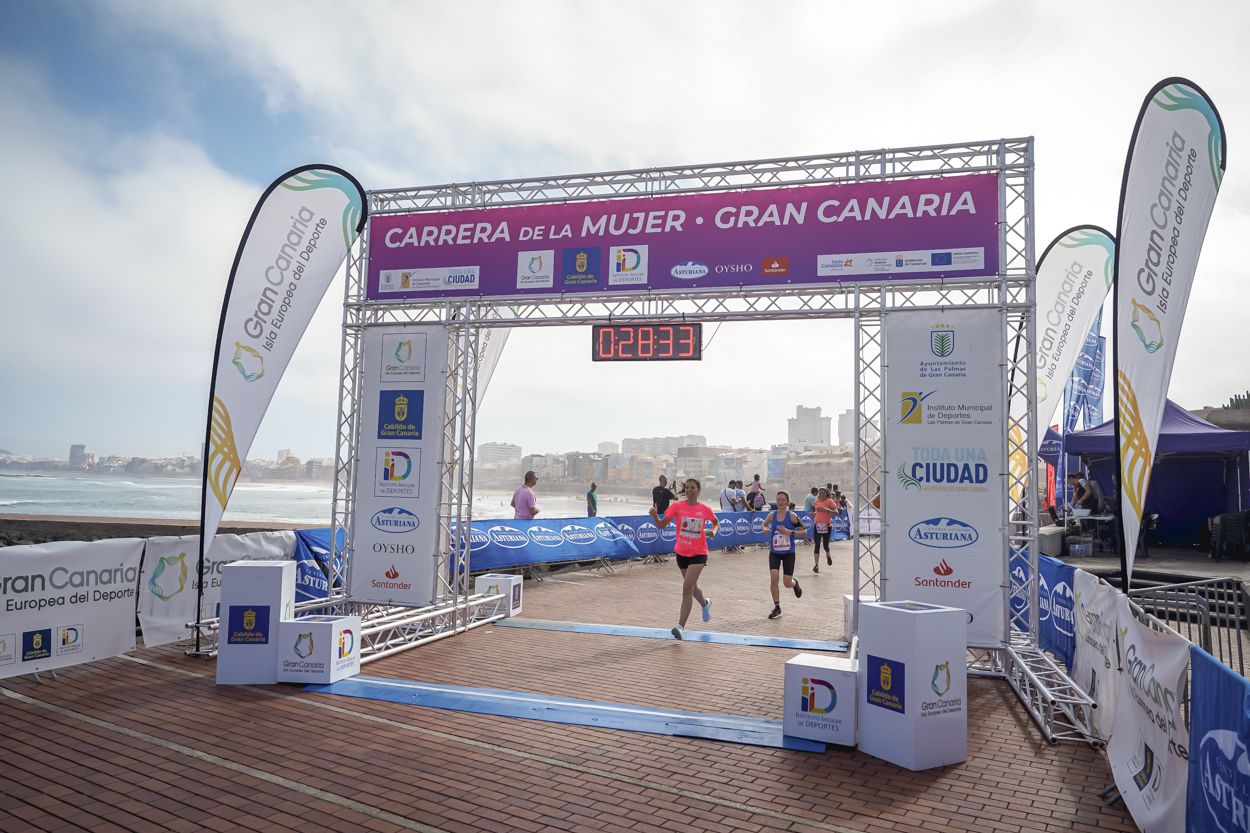 Las fotos de meta de la Carrera de la Mujer de Gran Canaria11 27 44 15701 O