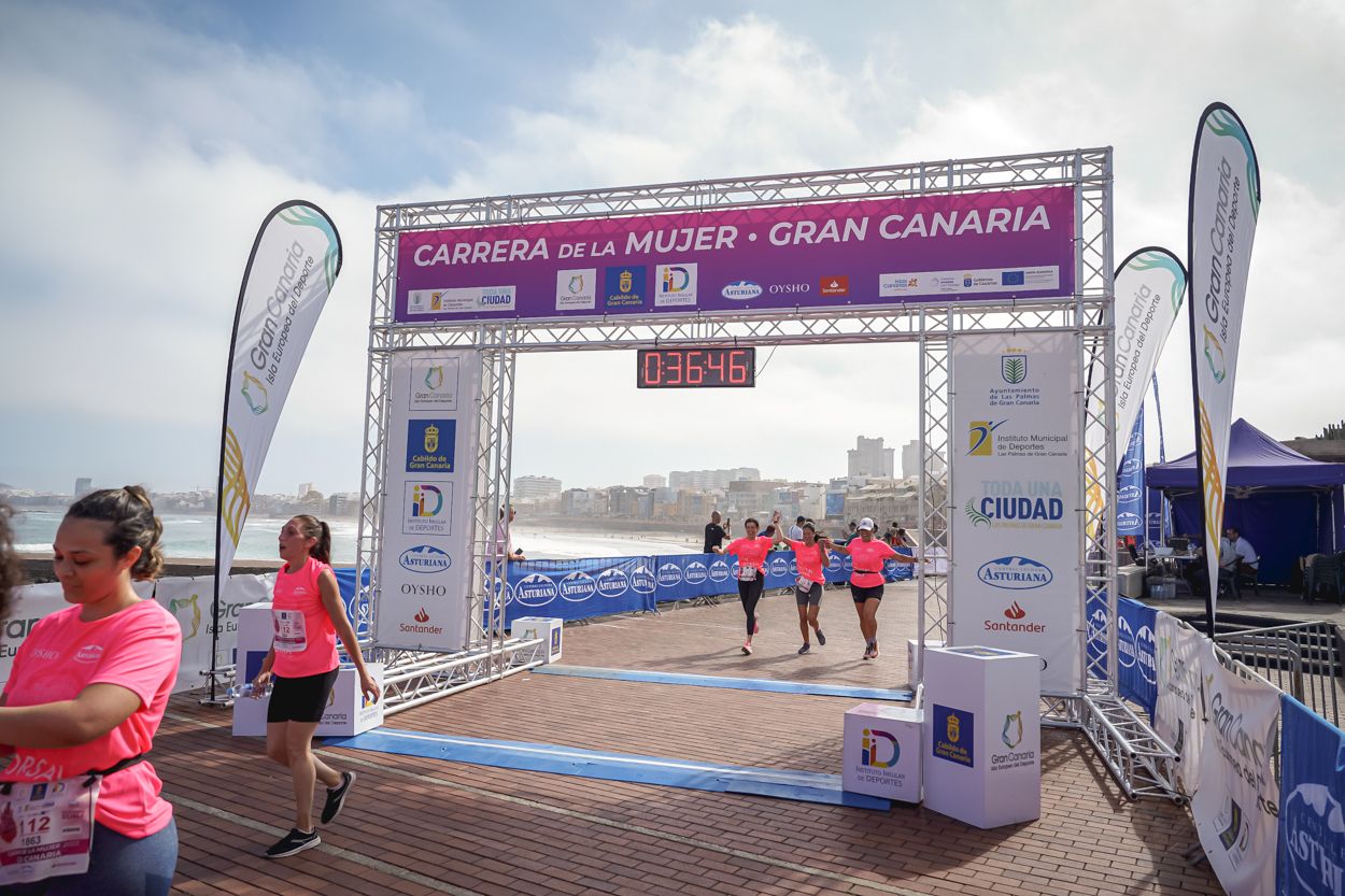 Las fotos de meta de la Carrera de la Mujer de Gran Canaria 11 35 57 15701 O