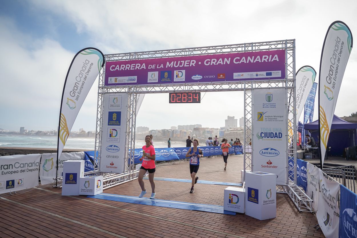 Las fotos de meta de la Carrera de la Mujer de Gran Canaria11 27 45 15701 O