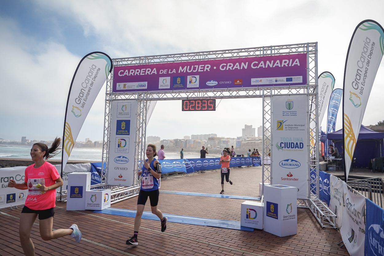 Las fotos de meta de la Carrera de la Mujer de Gran Canaria11 27 46 15701 O