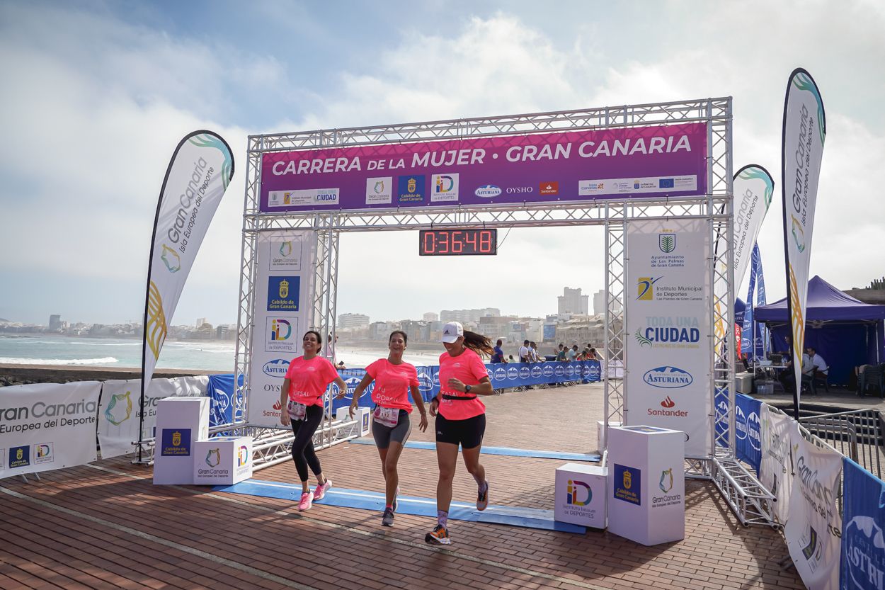 Las fotos de meta de la Carrera de la Mujer de Gran Canaria 11 35 59 15701 O