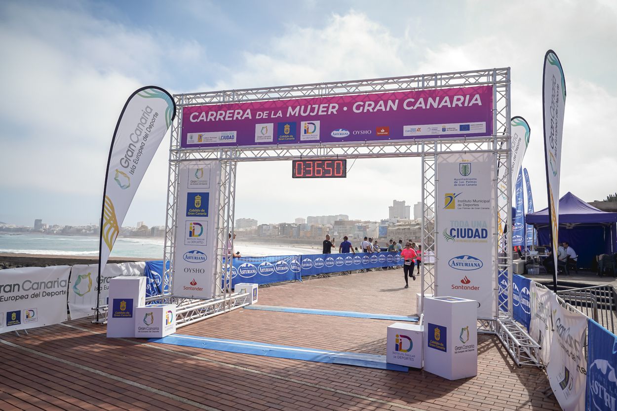 Las fotos de meta de la Carrera de la Mujer de Gran Canaria 11 36 01 15701 O