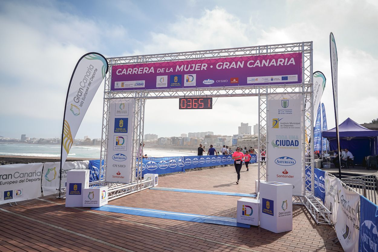 Las fotos de meta de la Carrera de la Mujer de Gran Canaria 11 36 02 15701 O