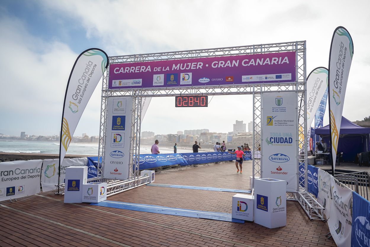Las fotos de meta de la Carrera de la Mujer de Gran Canaria11 27 51 15701 O
