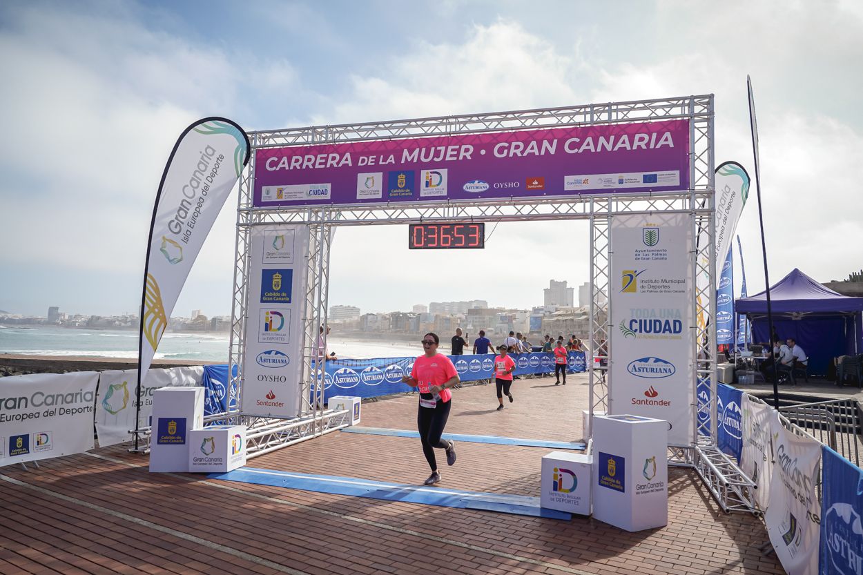 Las fotos de meta de la Carrera de la Mujer de Gran Canaria 11 36 04 15701 O