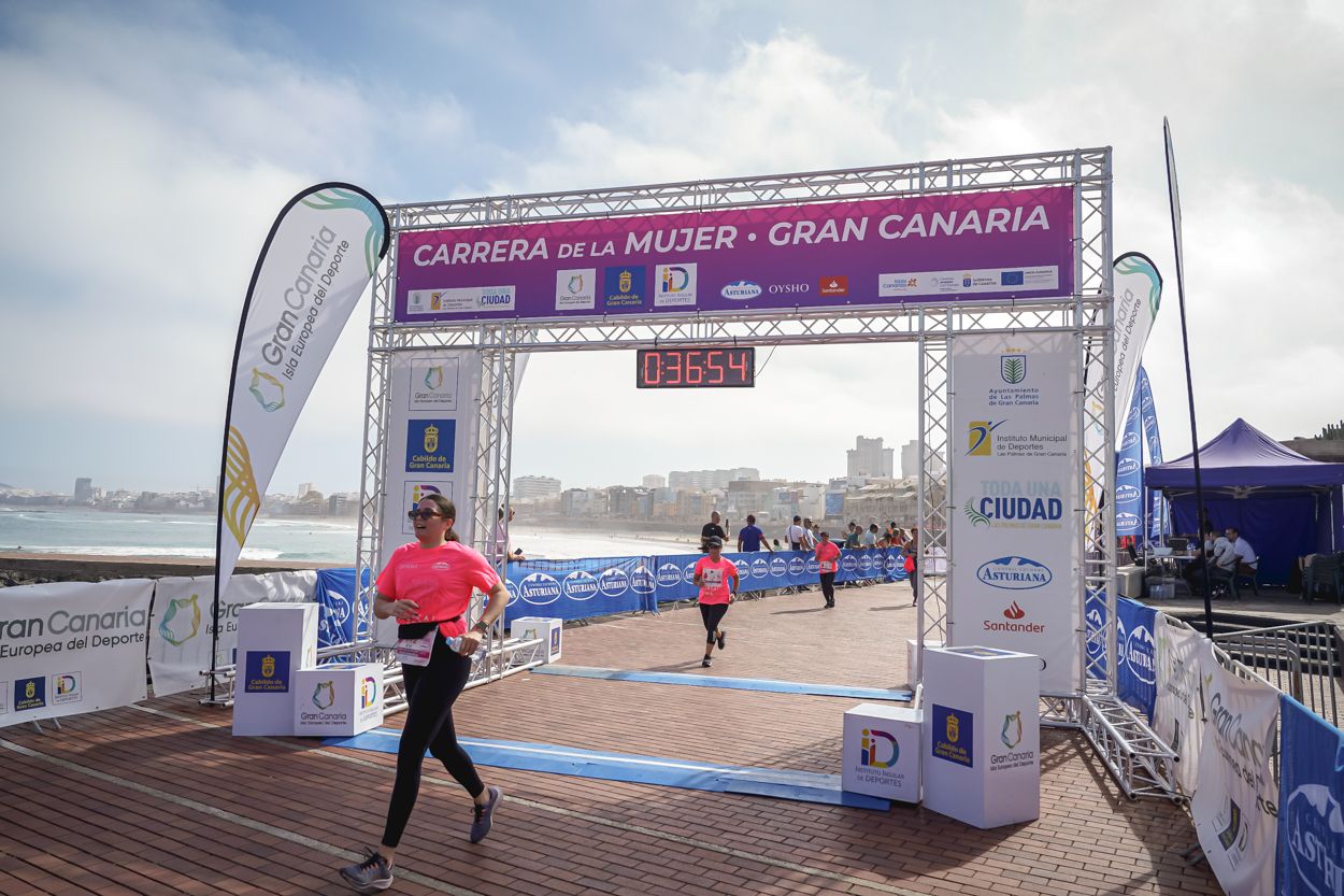 Las fotos de meta de la Carrera de la Mujer de Gran Canaria 11 36 05 15701 O