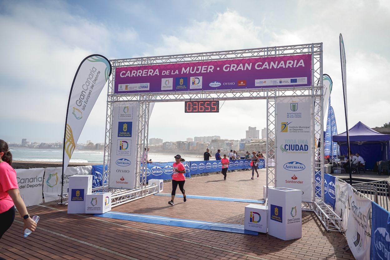 Las fotos de meta de la Carrera de la Mujer de Gran Canaria 11 36 06 15701 O