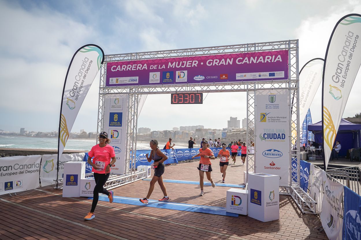 Las fotos de meta de la Carrera de la Mujer de Gran Canaria 11 32 18 15701 O