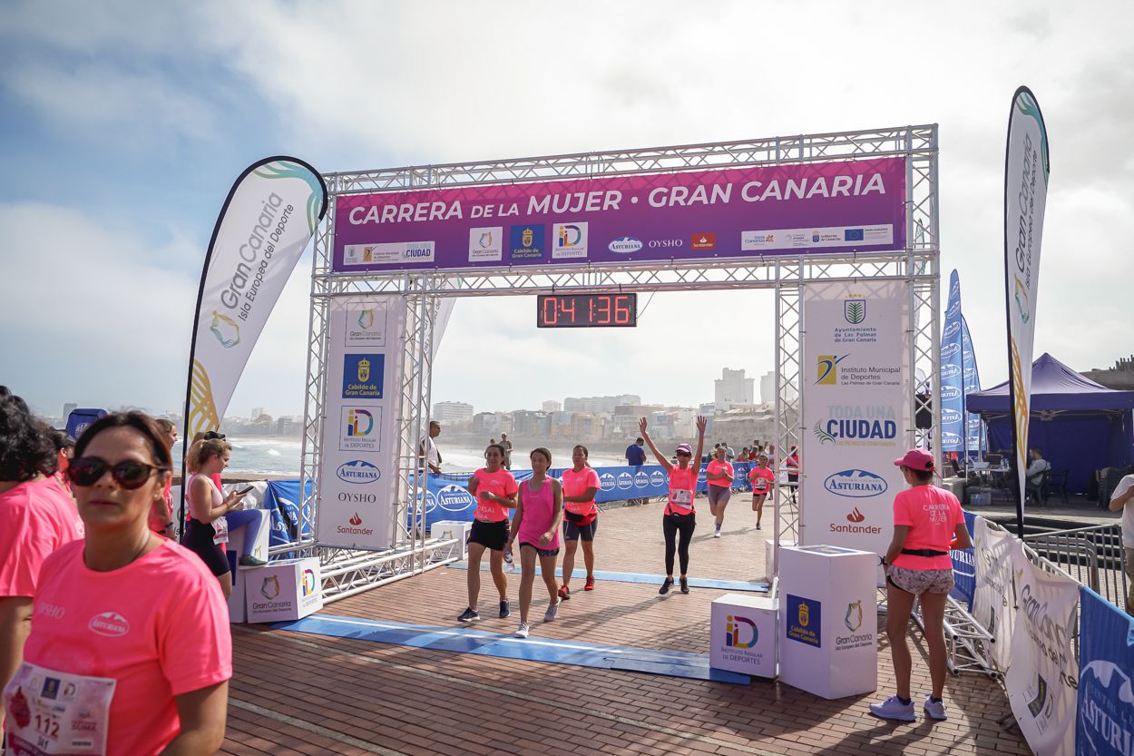 Las fotos de meta de la Carrera de la Mujer de Gran Canaria 11 40 47 15701 O