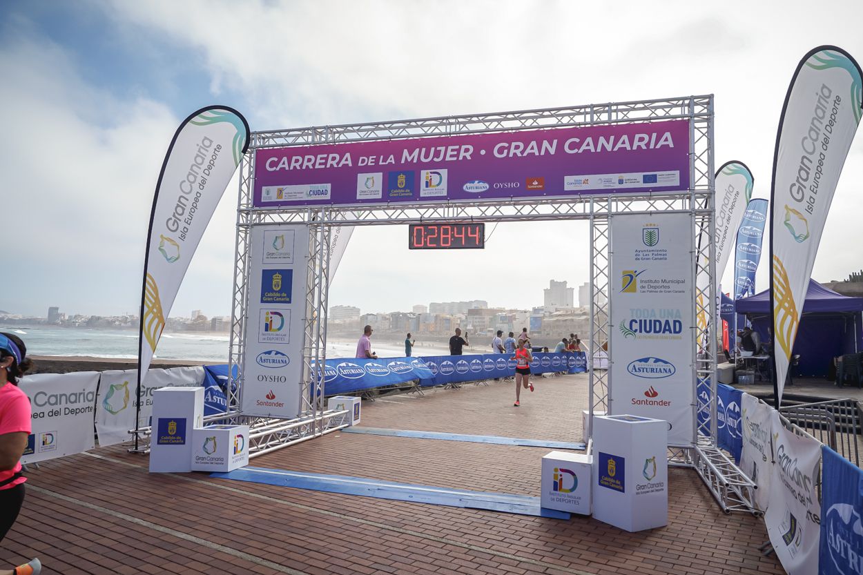 Las fotos de meta de la Carrera de la Mujer de Gran Canaria11 27 55 15701 O