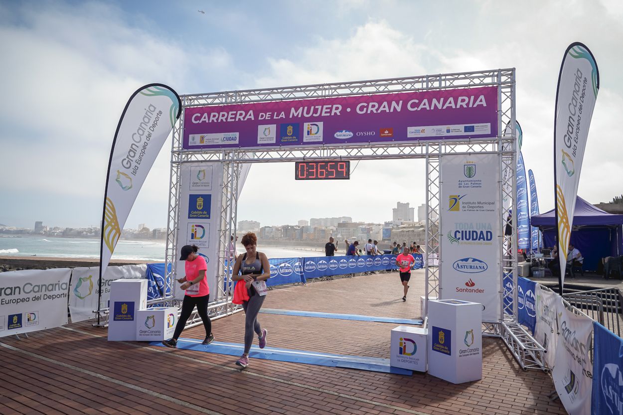 Las fotos de meta de la Carrera de la Mujer de Gran Canaria 11 36 10 15701 O