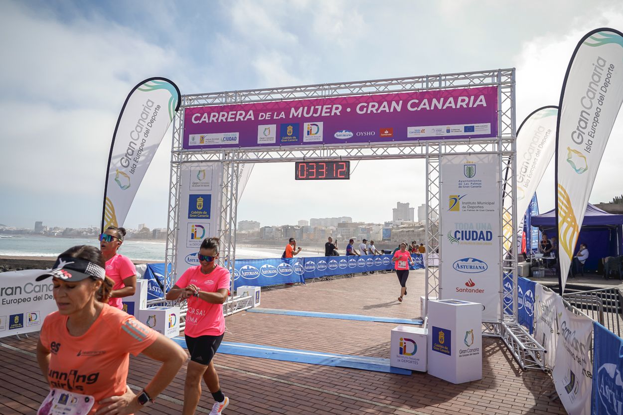Las fotos de meta de la Carrera de la Mujer de Gran Canaria 11 32 23 15701 O