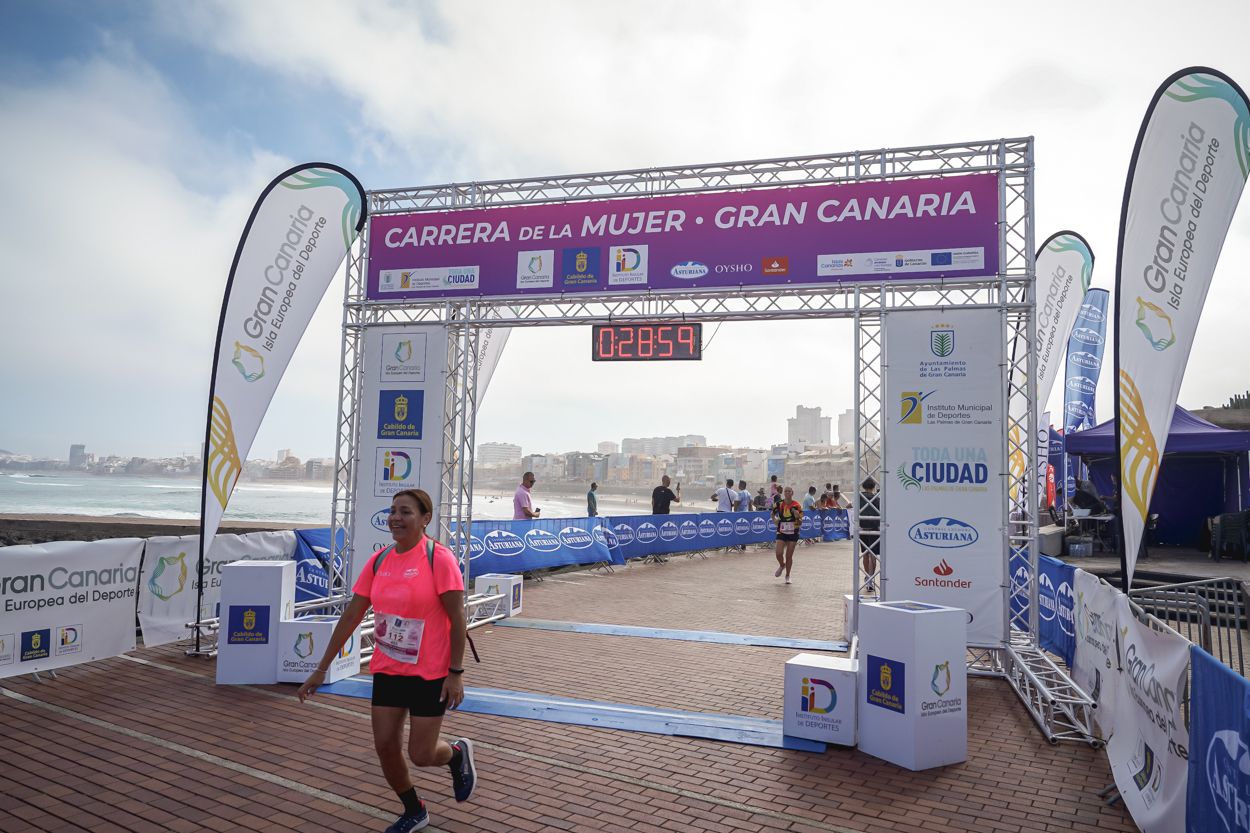 Las fotos de meta de la Carrera de la Mujer de Gran Canaria11 28 10 15701 O