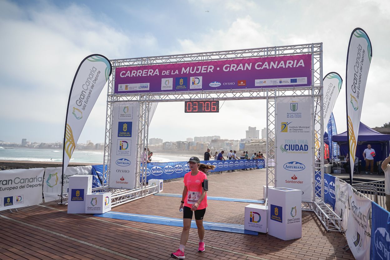 Las fotos de meta de la Carrera de la Mujer de Gran Canaria 11 36 17 15701 O
