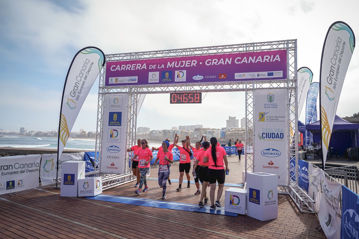 Las fotos de meta de la Carrera de la Mujer de Gran Canaria 11 46 09 15701 O