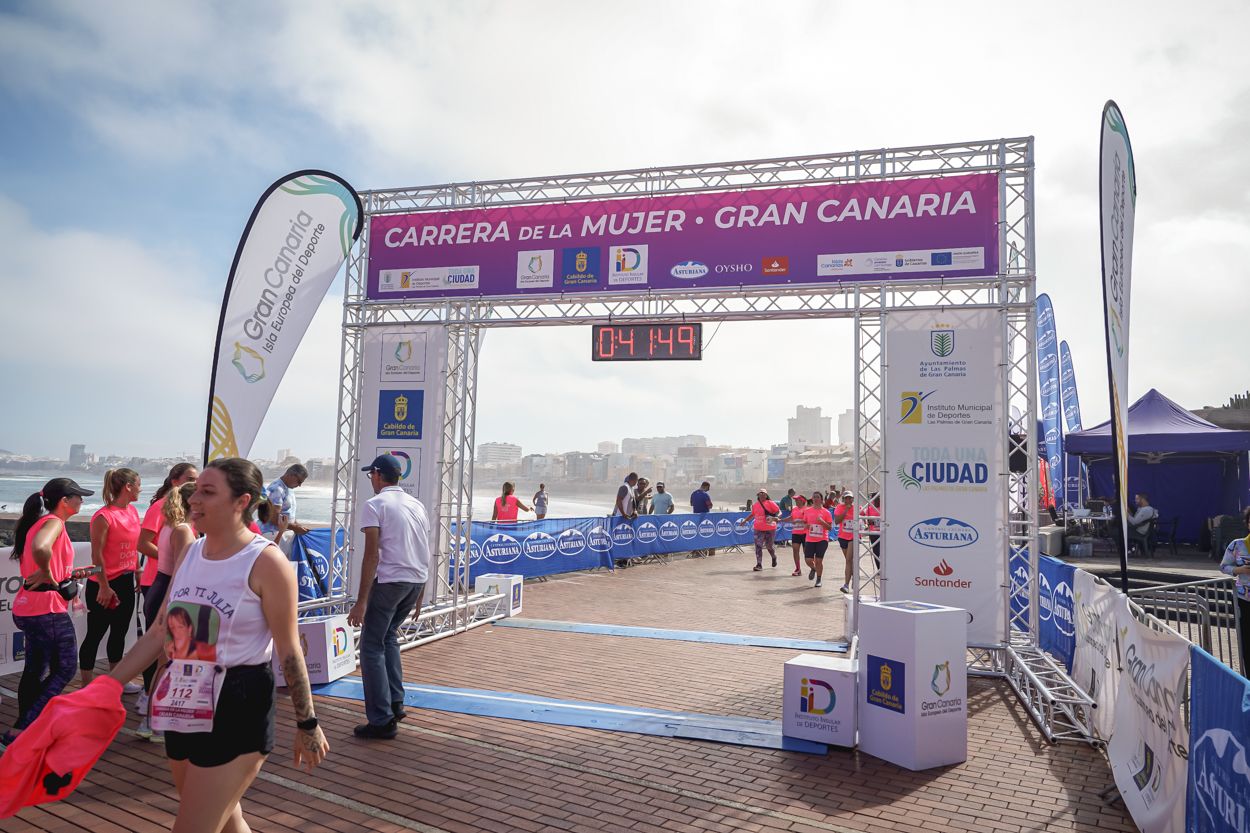 Las fotos de meta de la Carrera de la Mujer de Gran Canaria 11 41 00 15701 O