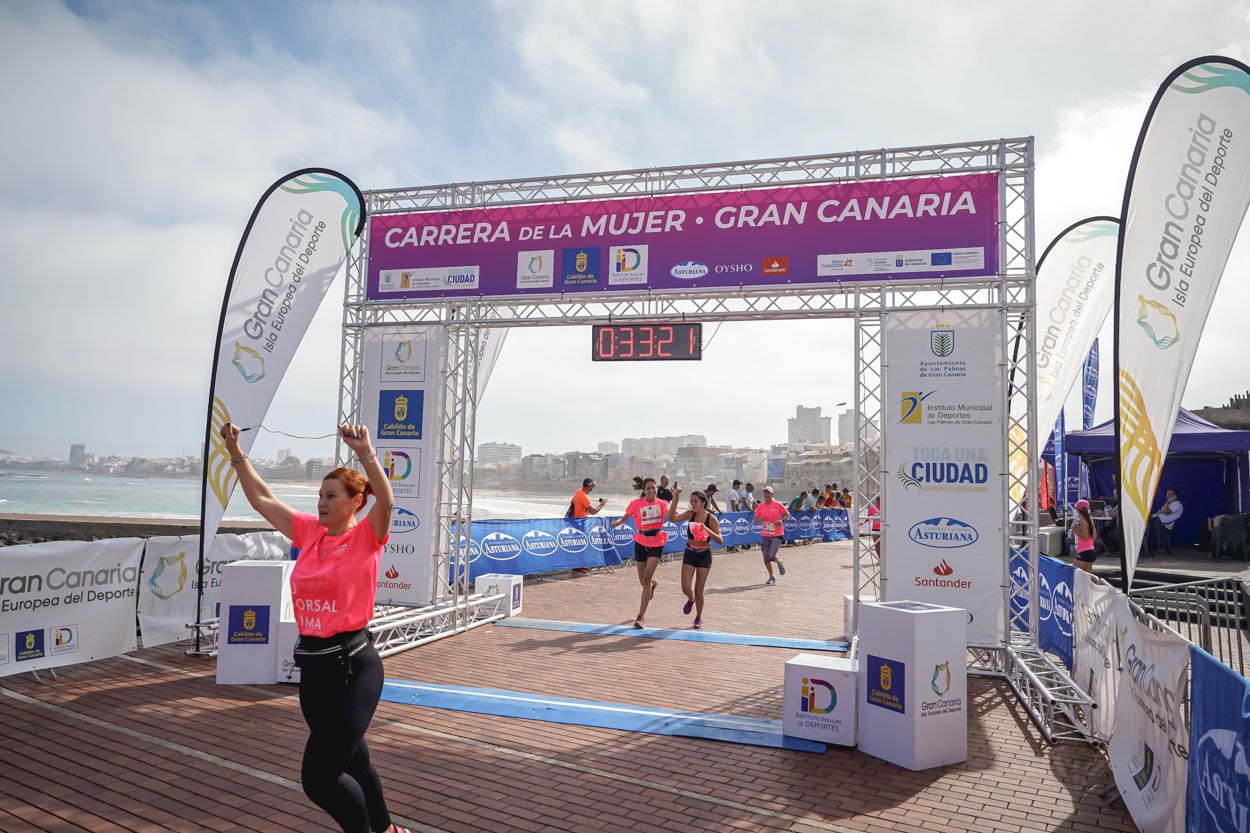 Las fotos de meta de la Carrera de la Mujer de Gran Canaria 11 32 32 15701 O