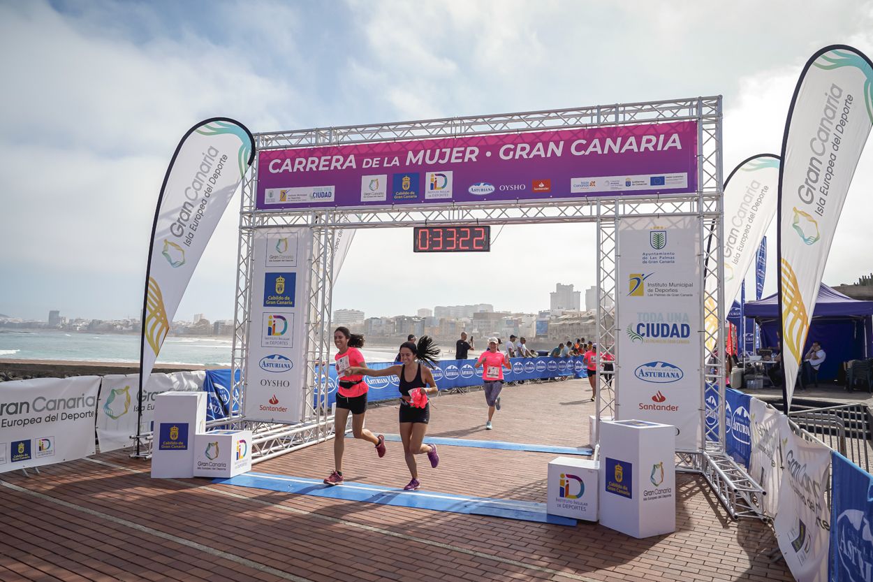Las fotos de meta de la Carrera de la Mujer de Gran Canaria 11 32 33 15701 O