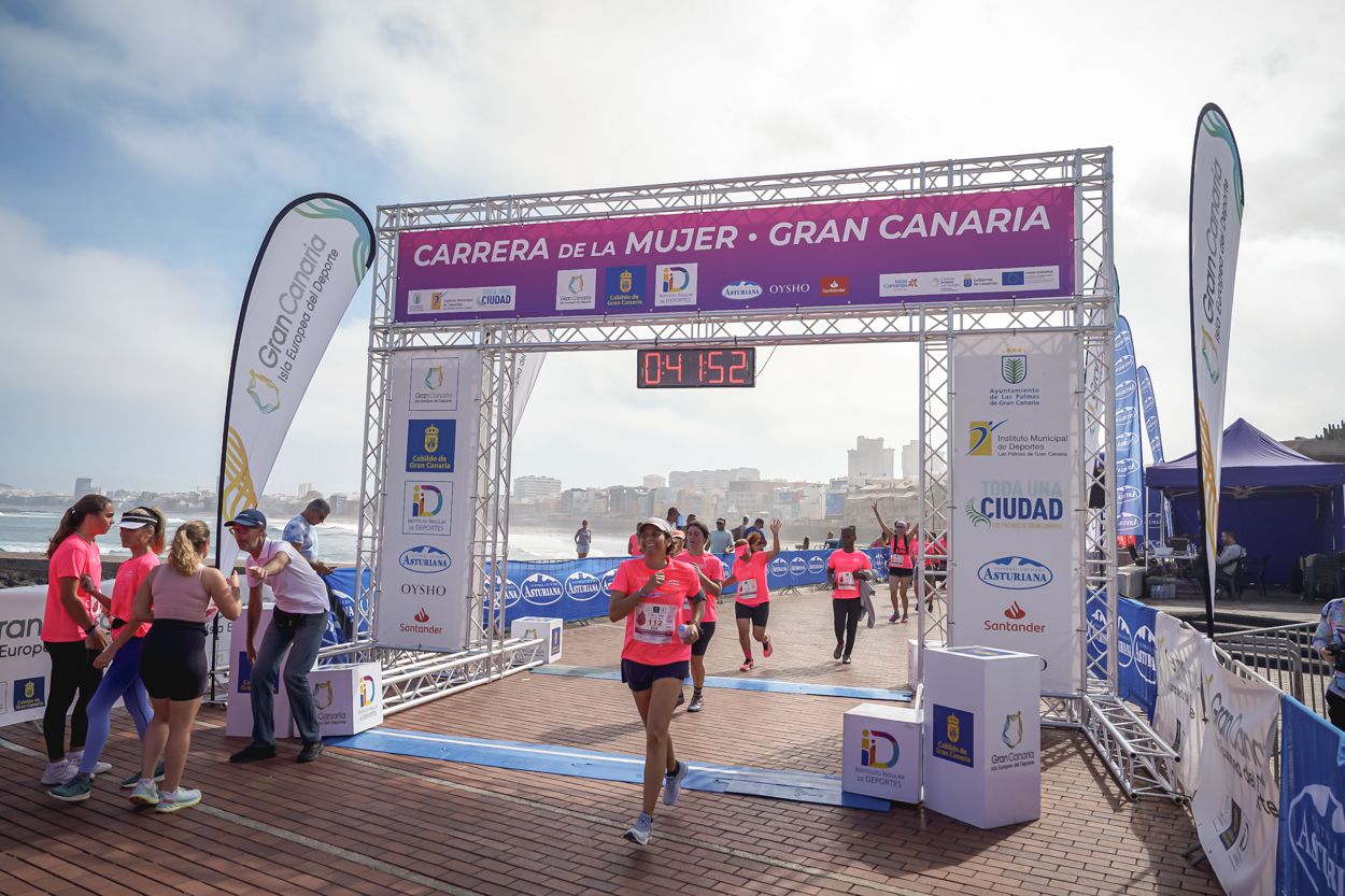 Las fotos de meta de la Carrera de la Mujer de Gran Canaria 11 41 03 15701 O