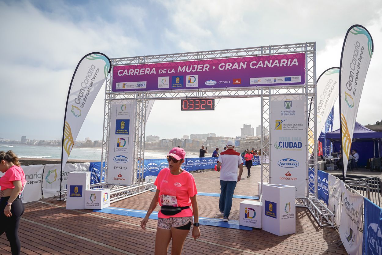 Las fotos de meta de la Carrera de la Mujer de Gran Canaria 11 32 40 15701 O