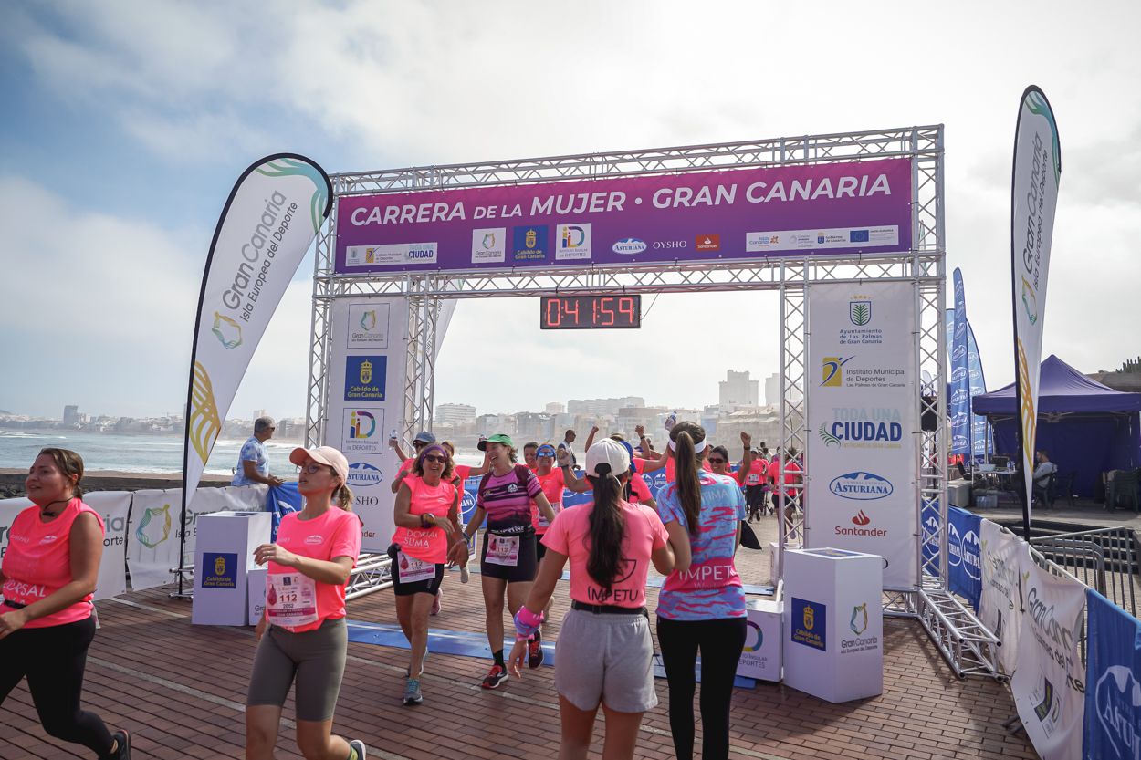 Las fotos de meta de la Carrera de la Mujer de Gran Canaria 11 41 10 15701 O