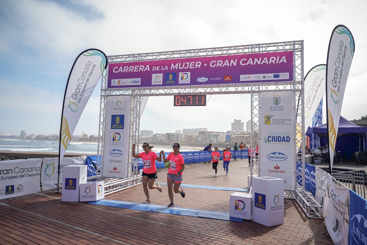 Las fotos de meta de la Carrera de la Mujer de Gran Canaria 11 46 22 15701 O