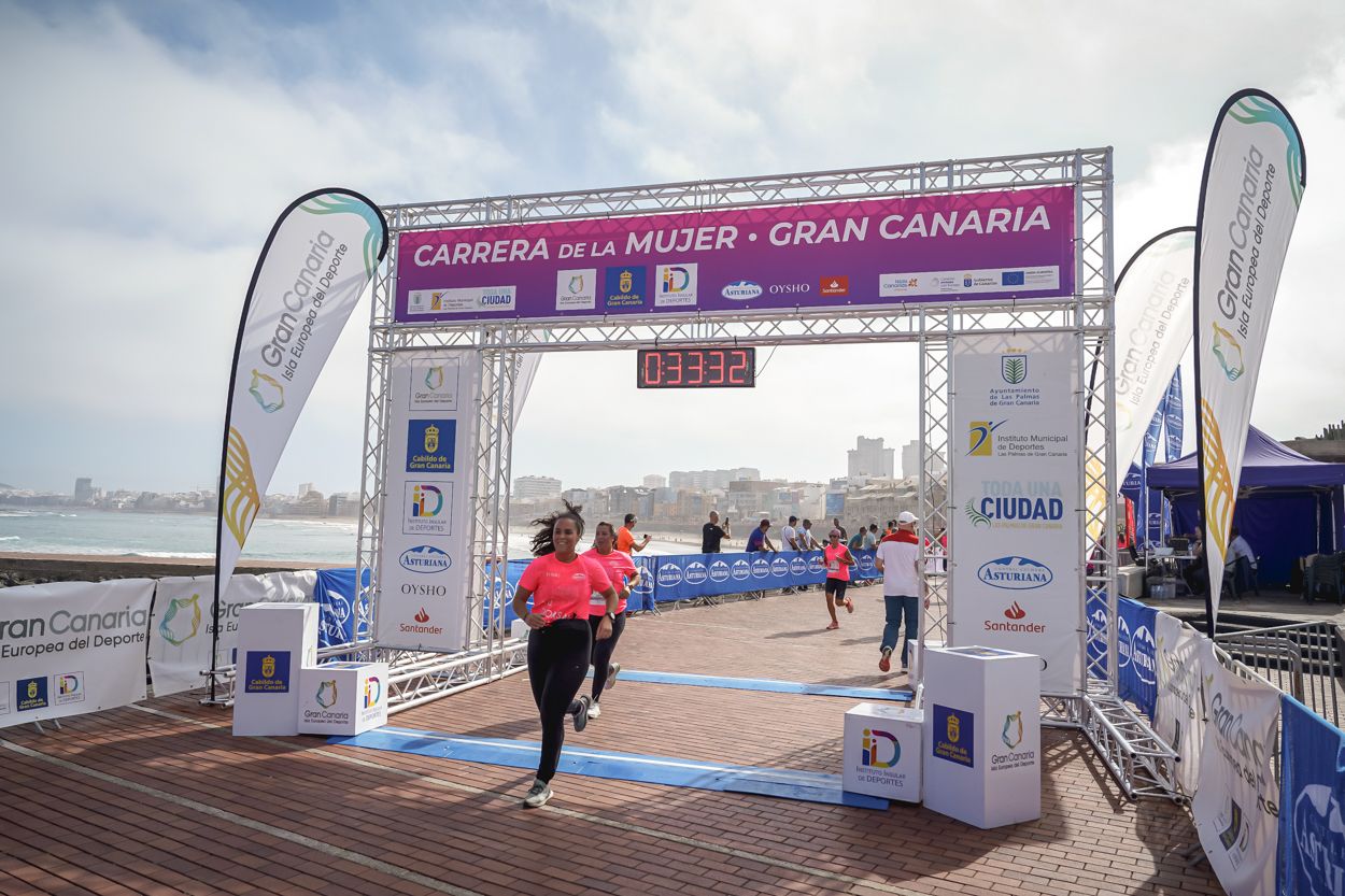 Las fotos de meta de la Carrera de la Mujer de Gran Canaria 11 32 43 15701 O