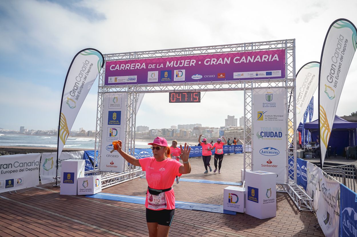 Las fotos de meta de la Carrera de la Mujer de Gran Canaria 11 46 26 15701 O