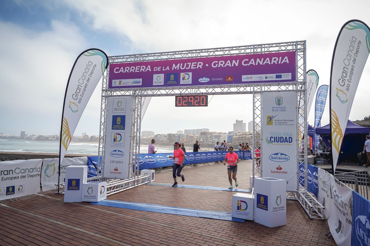 Las fotos de meta de la Carrera de la Mujer de Gran Canaria11 28 31 15701 O