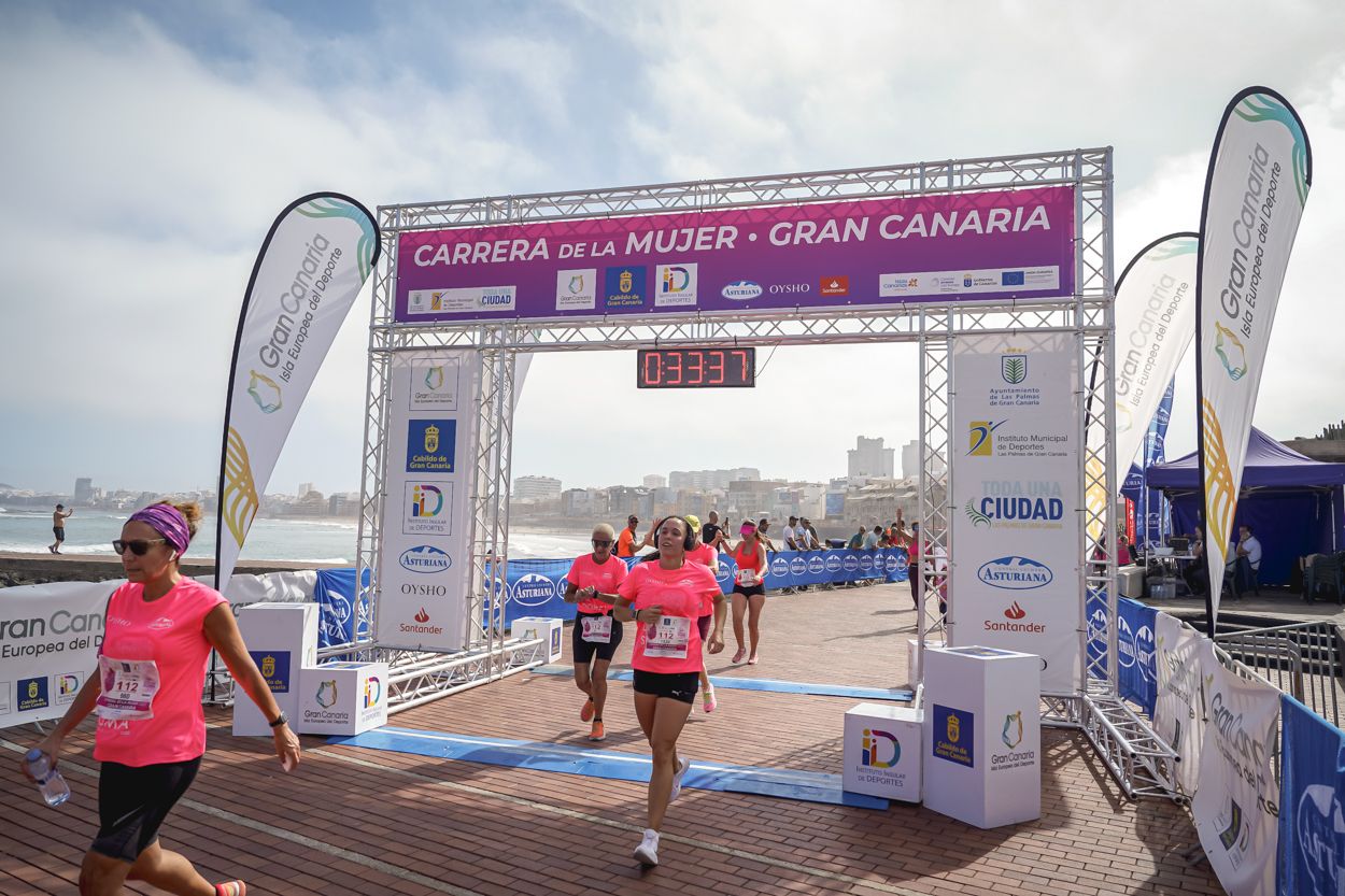 Las fotos de meta de la Carrera de la Mujer de Gran Canaria 11 32 48 15701 O