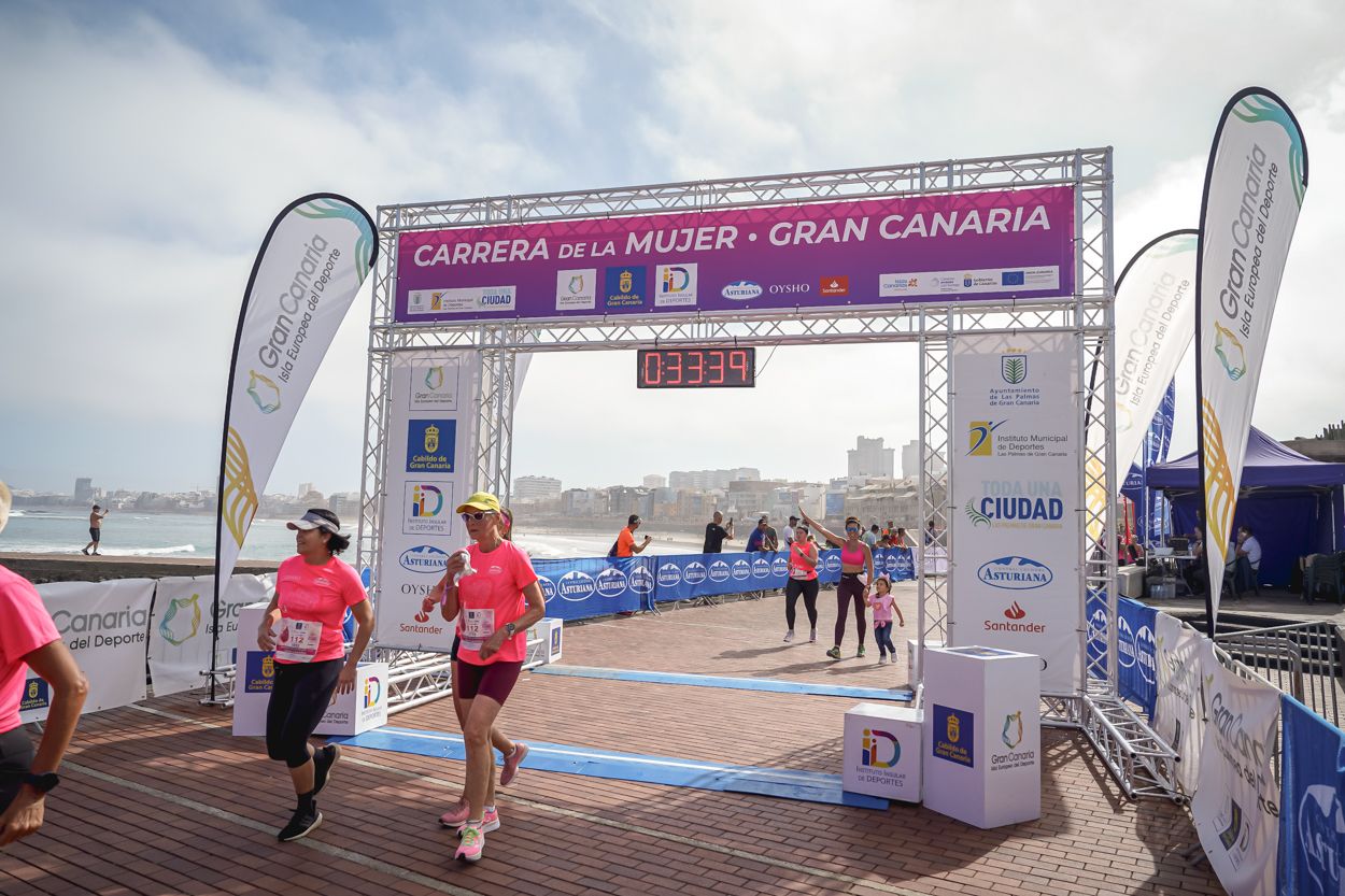 Las fotos de meta de la Carrera de la Mujer de Gran Canaria 11 32 50 15701 O