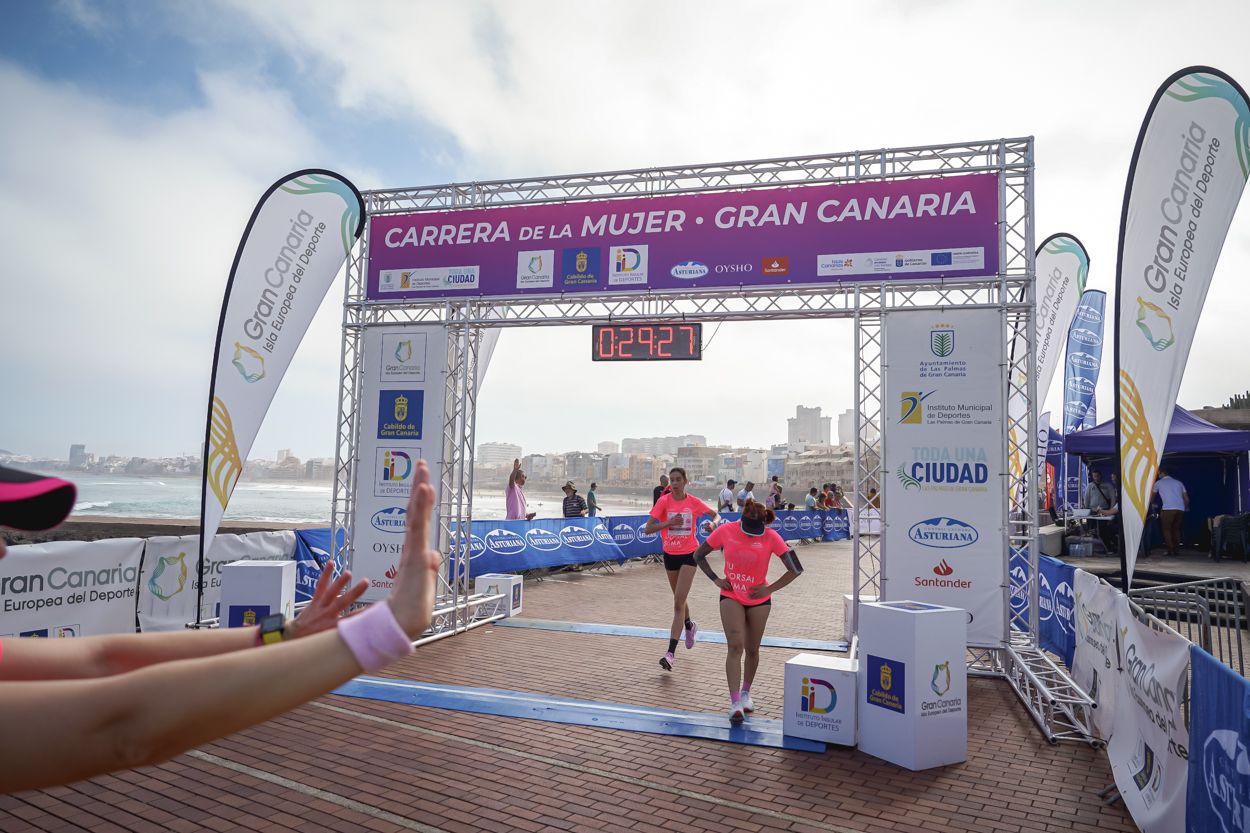 Las fotos de meta de la Carrera de la Mujer de Gran Canaria11 28 37 15701 O